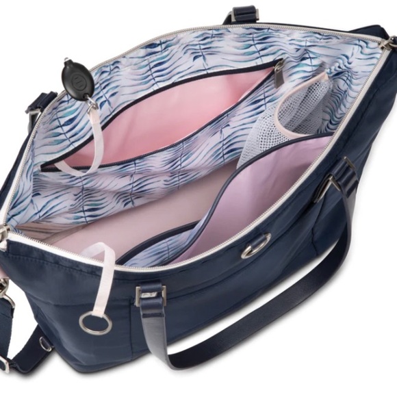 Ricardo Beverly Hills Indio Tote Travel Over Carry On Luggage Bag Navy AUTHENTIC - Picture 2 of 11